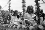 194608-Princess-Float-Wenlock-Olympics-Janet-01-300