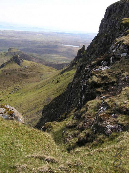 20050514-030-Uig-Quiraing-Walk-1514-logo